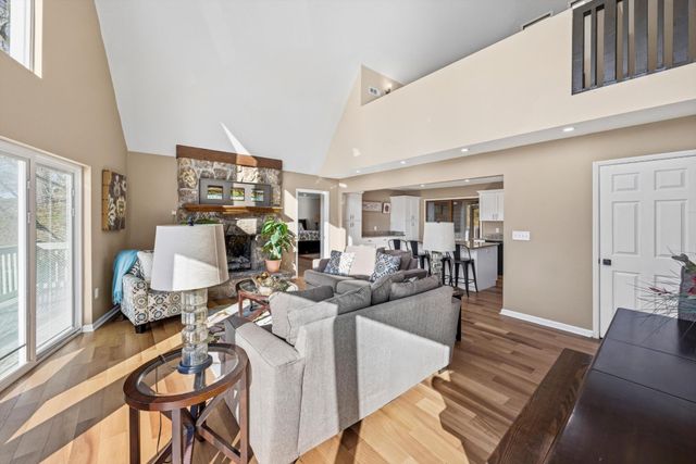 4913 Shoreline Drive, Chattanooga, TN 37416