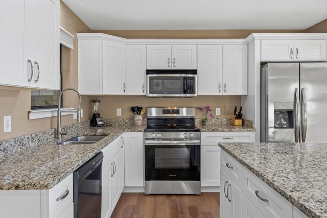 4913 Shoreline Drive, Chattanooga, TN 37416