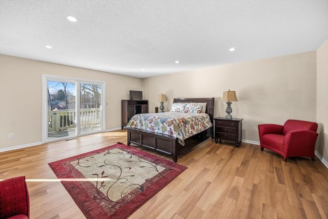 4913 Shoreline Drive, Chattanooga, TN 37416