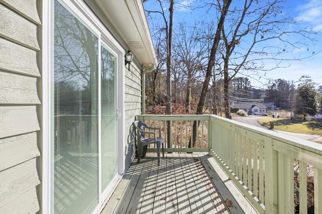 4913 Shoreline Drive, Chattanooga, TN 37416