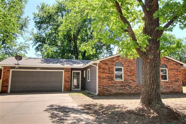 1217 Sunset, Mulvane, KS 67110