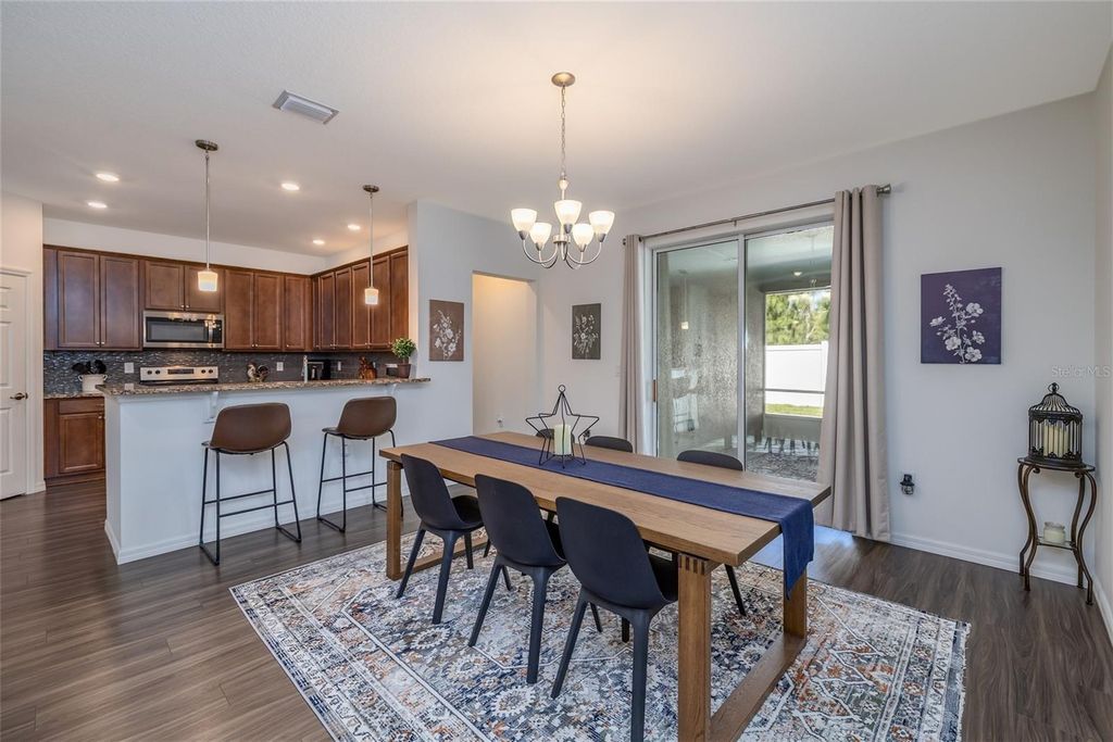 Image 13 of property listing at 18 OAKLEAF WAY, Palm Coast, FL 32137