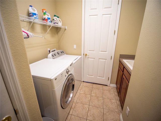 1679 ASTOR FARMS PLACE, Sanford, FL 32771