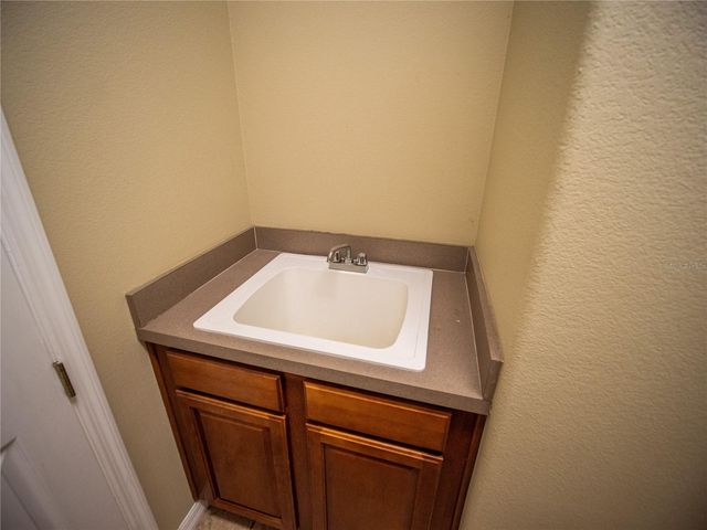 1679 ASTOR FARMS PLACE, Sanford, FL 32771