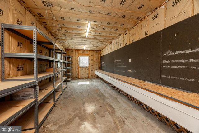 8101 DOUGLAS RD, Glenside, PA 19038