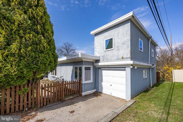 8101 DOUGLAS RD, Glenside, PA 19038