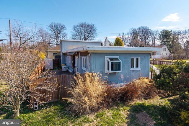 8101 DOUGLAS RD, Glenside, PA 19038