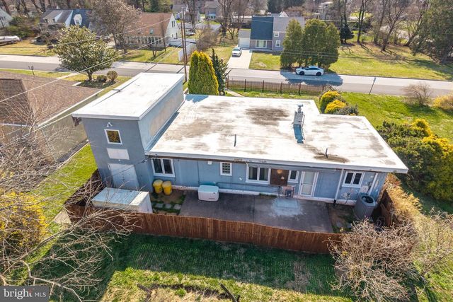 8101 DOUGLAS RD, Glenside, PA 19038