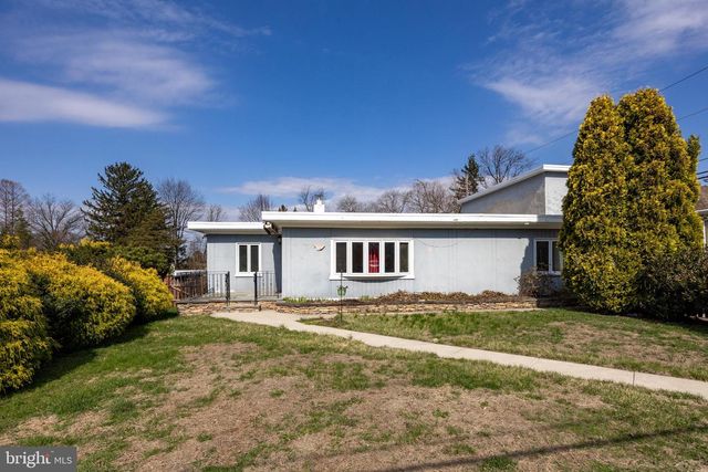 8101 DOUGLAS RD, Glenside, PA 19038