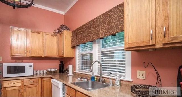936 E Center Street, Pocatello, ID 83201