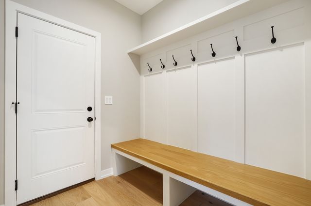 9430 Churchill Drive, Hickory Hills, IL 60457