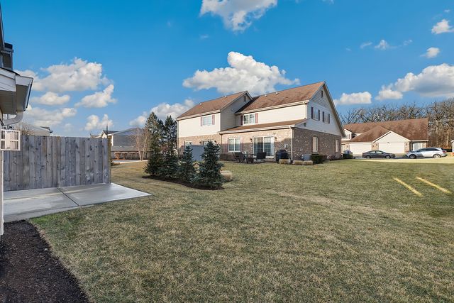 9430 Churchill Drive, Hickory Hills, IL 60457