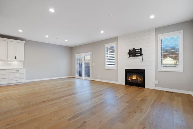 9430 Churchill Drive, Hickory Hills, IL 60457