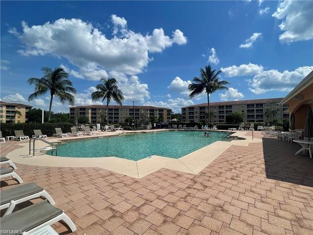 8550 Kingbird LOOP # 635, Estero, FL 33967