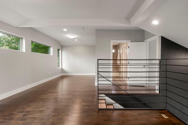 5204 Samuel Huston Ave A, Austin, TX 78721