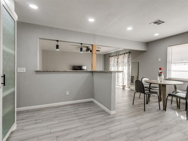 10405 N McKinley Avenue, Oklahoma City, OK 73114