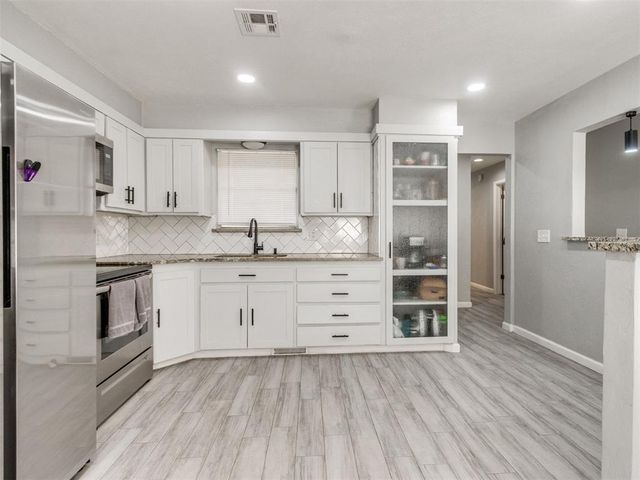 10405 N McKinley Avenue, Oklahoma City, OK 73114