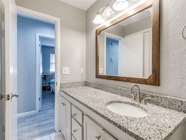 10405 N McKinley Avenue, Oklahoma City, OK 73114