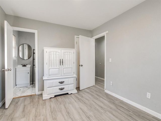 10405 N McKinley Avenue, Oklahoma City, OK 73114