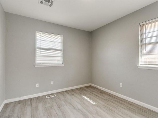 10405 N McKinley Avenue, Oklahoma City, OK 73114