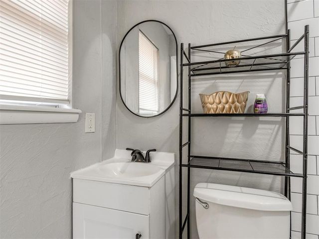 10405 N McKinley Avenue, Oklahoma City, OK 73114