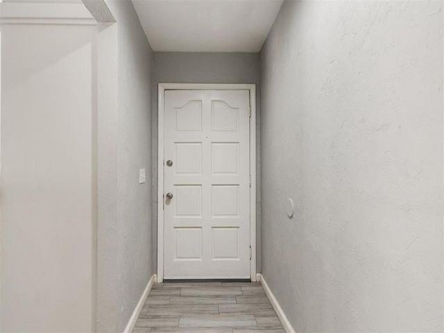 10405 N McKinley Avenue, Oklahoma City, OK 73114