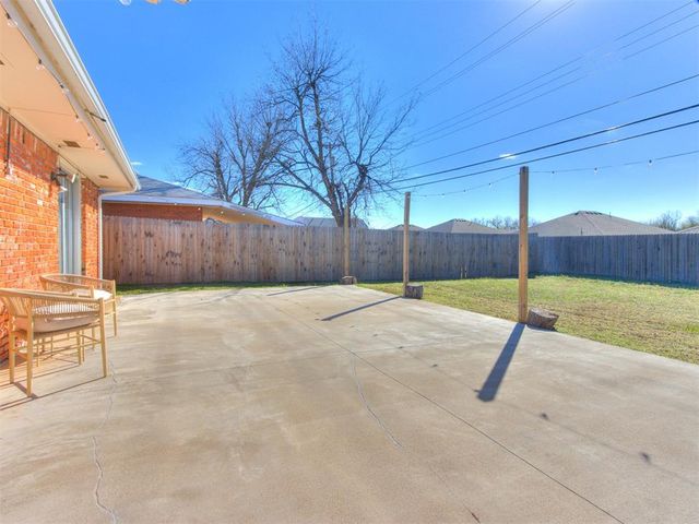 10405 N McKinley Avenue, Oklahoma City, OK 73114
