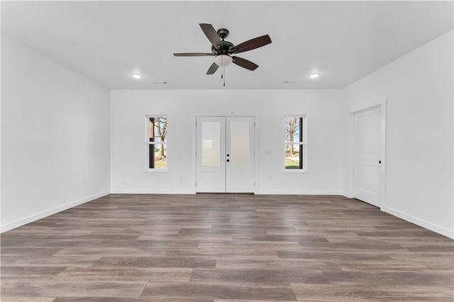 292 Madison Street, Hindsville, AR 72738