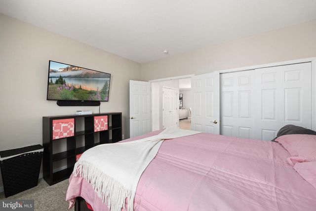 11917 LEGACY WOODS DR, Fredericksburg, VA 22407