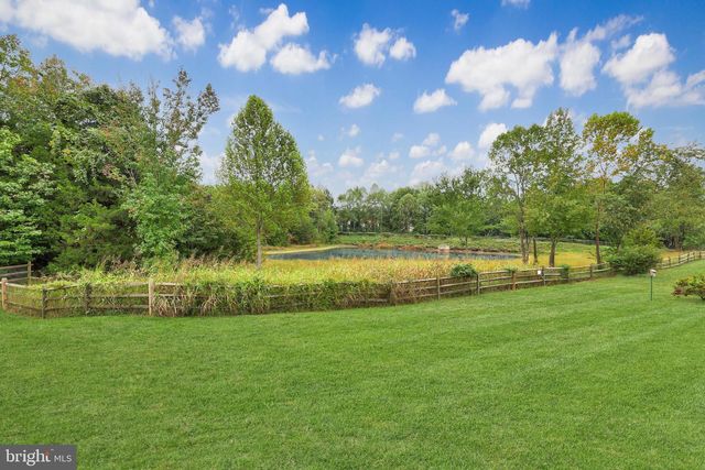 11917 LEGACY WOODS DR, Fredericksburg, VA 22407