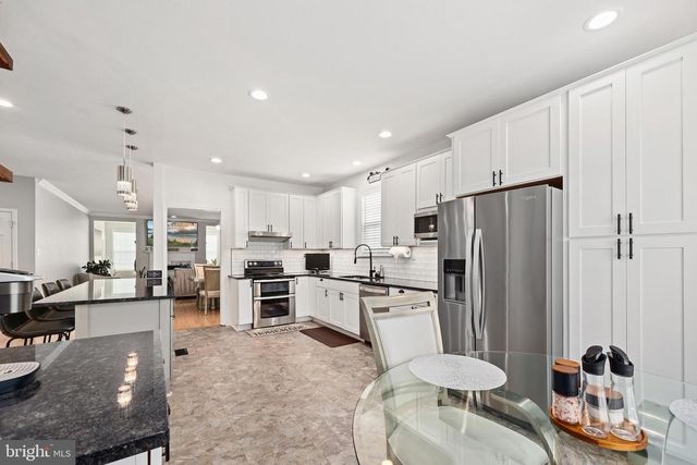 11917 LEGACY WOODS DR, Fredericksburg, VA 22407