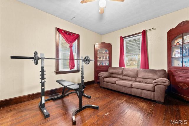 1910 E Belle Avenue, Belleville, IL 62221