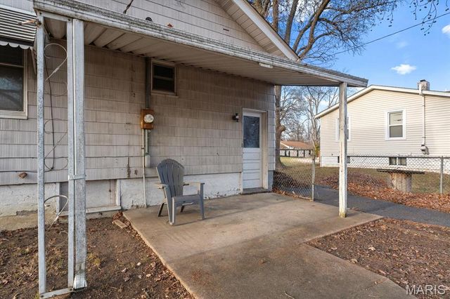 1910 E Belle Avenue, Belleville, IL 62221