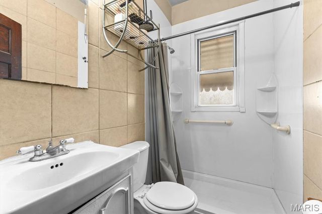 1910 E Belle Avenue, Belleville, IL 62221