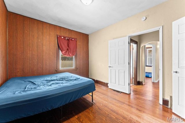 1910 E Belle Avenue, Belleville, IL 62221