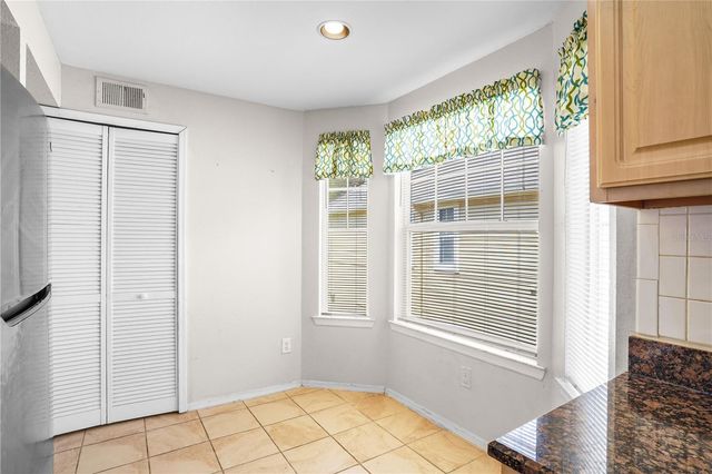 425 SUMMIT RIDGE PLACE 211, Longwood, FL 32779