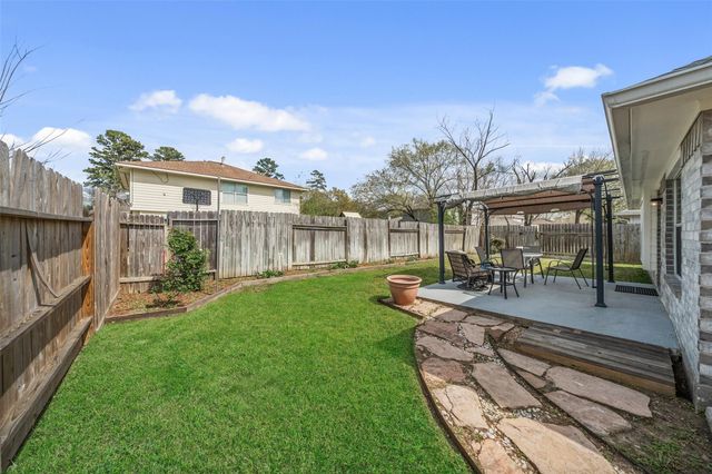 22614 Willow Branch, Tomball, TX 77375