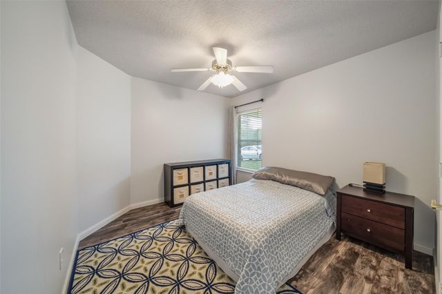 22614 Willow Branch, Tomball, TX 77375