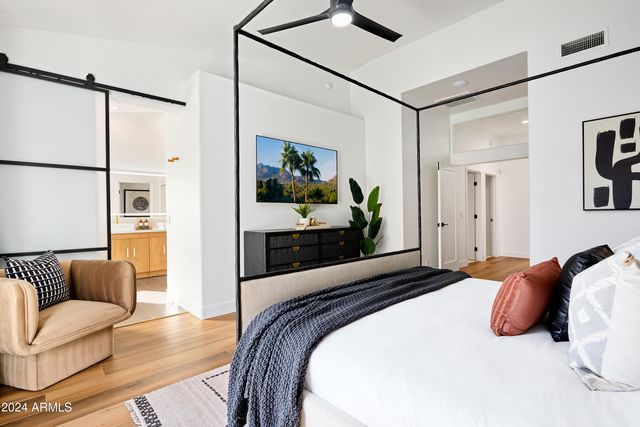 9871 E GELDING Drive, Scottsdale, AZ 85260