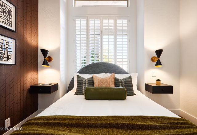 9871 E GELDING Drive, Scottsdale, AZ 85260