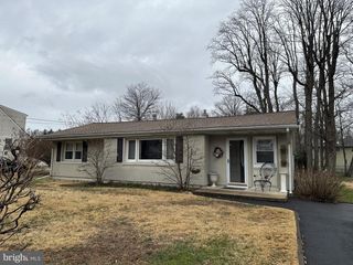 21 VETTERLEIN AVE, Hamilton, NJ 08619