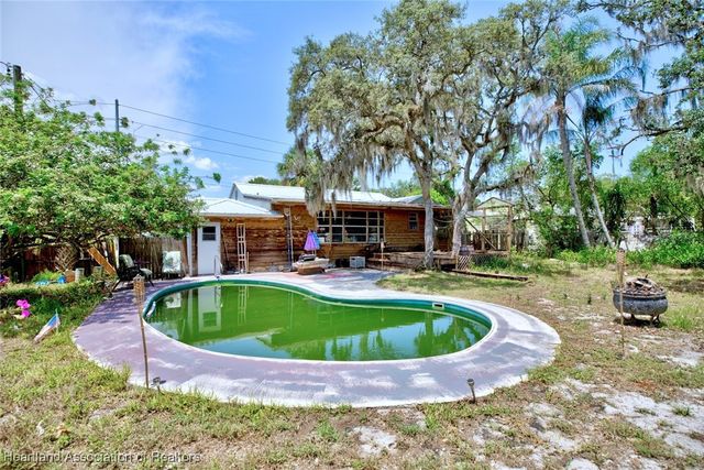 1320 Lakeview Drive, Sebring, FL 33870