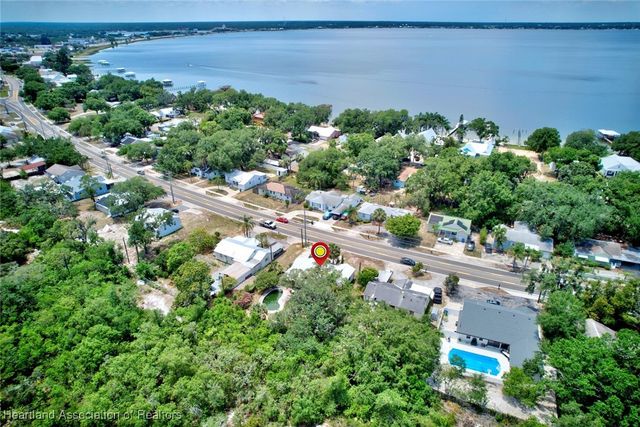 1320 Lakeview Drive, Sebring, FL 33870