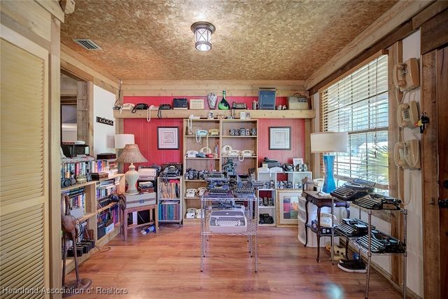 1320 Lakeview Drive, Sebring, FL 33870