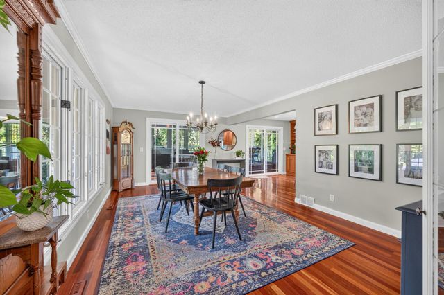 12 Tamarisk Road, Dellwood, MN 55110