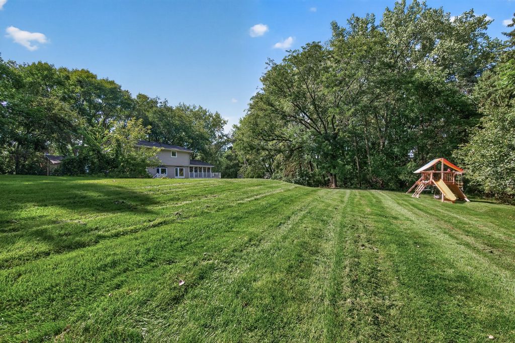 12 Tamarisk Road, Dellwood, MN 55110 — photo 5