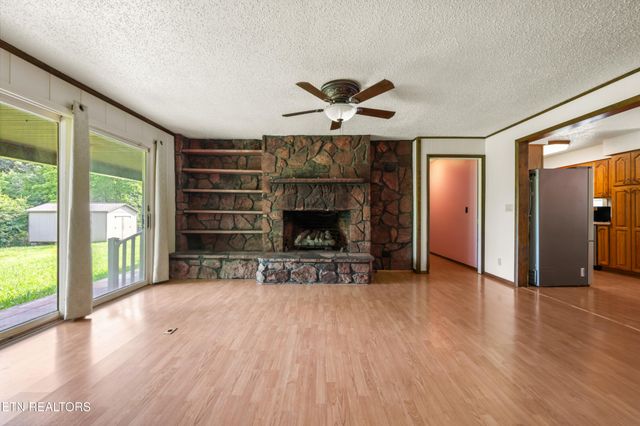 820 Highway 68, Crossville, TN 38555