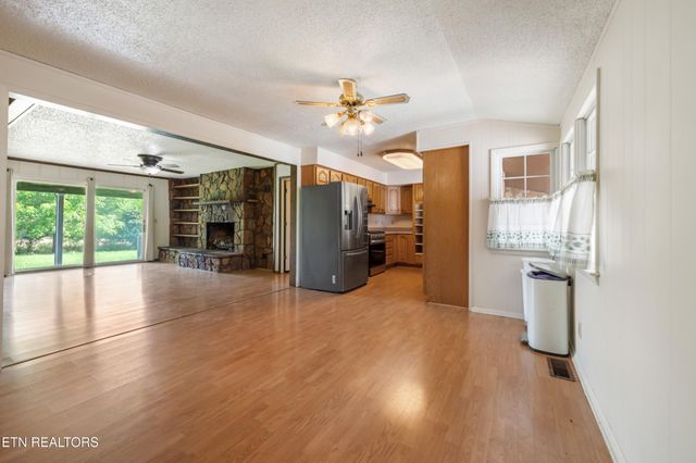 820 Highway 68, Crossville, TN 38555