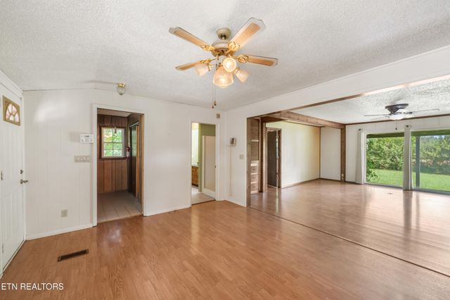 820 Highway 68, Crossville, TN 38555