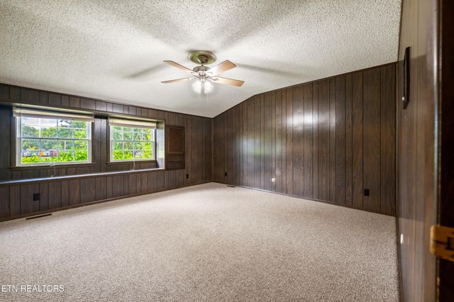820 Highway 68, Crossville, TN 38555